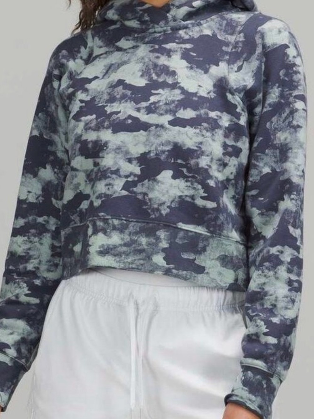 Lululemon Loungeful Cropped Hoodie in the Heritage Camo Wash WP Blue